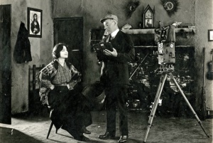 Valentine Grant and Sidney Olcott posing for a publicity still during the shooting of their 1914 Irish films. http://irishamerica.com/wp-content/uploads/2011/12/19_Grant_Olcott.jpg